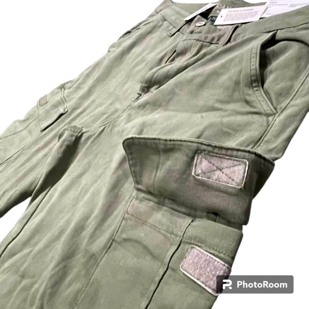 American Eagle NWT Cargo Curvy Stretch High-Rise Baggy Wide Leg Army Gre… - Picture 3 of 16